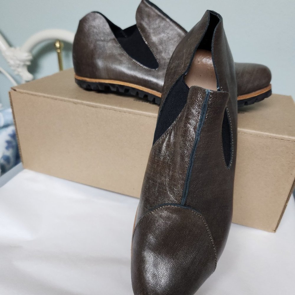 Cydwoq Prevail Shooties Slip On Pewter 37.5 - Picture 3 of 4